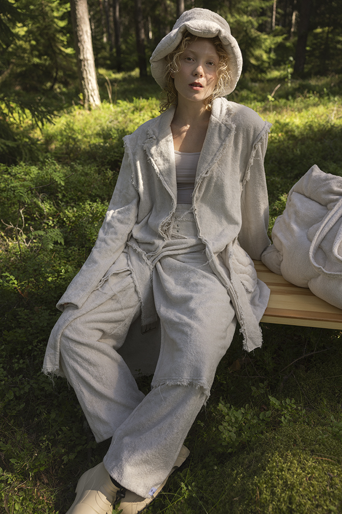 Sauna wear made of Kuura fibre